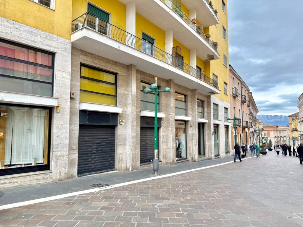 Immobile a Benevento in Corso Giuseppe Garibaldi - Foto 2