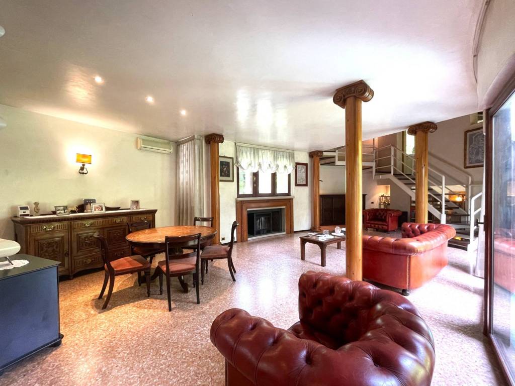 Villa a Selvazzano dentro in Via Rovereto, 64 - Foto 3