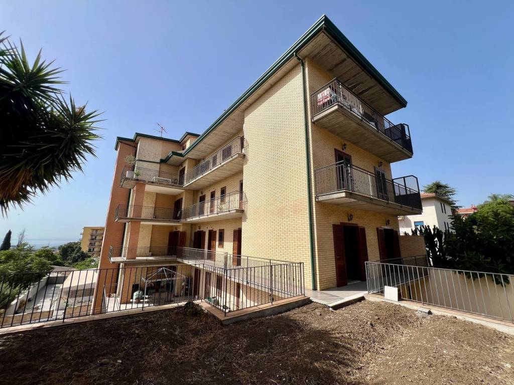Appartamento a Gravina di catania in Via Pigno de Marco - Foto 2
