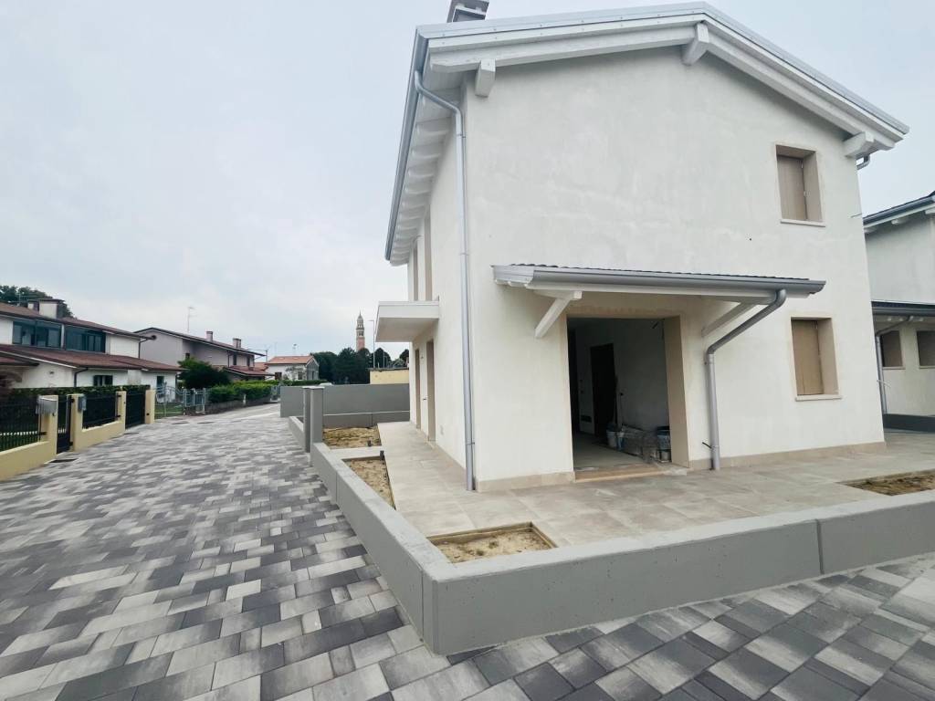 Villa a Borgo veneto in Via Don Antonio Groppo - Foto 2