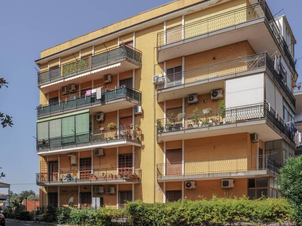 Appartamento a Gravina di catania in Via Fratelli Bandiera, 80 - Foto 2