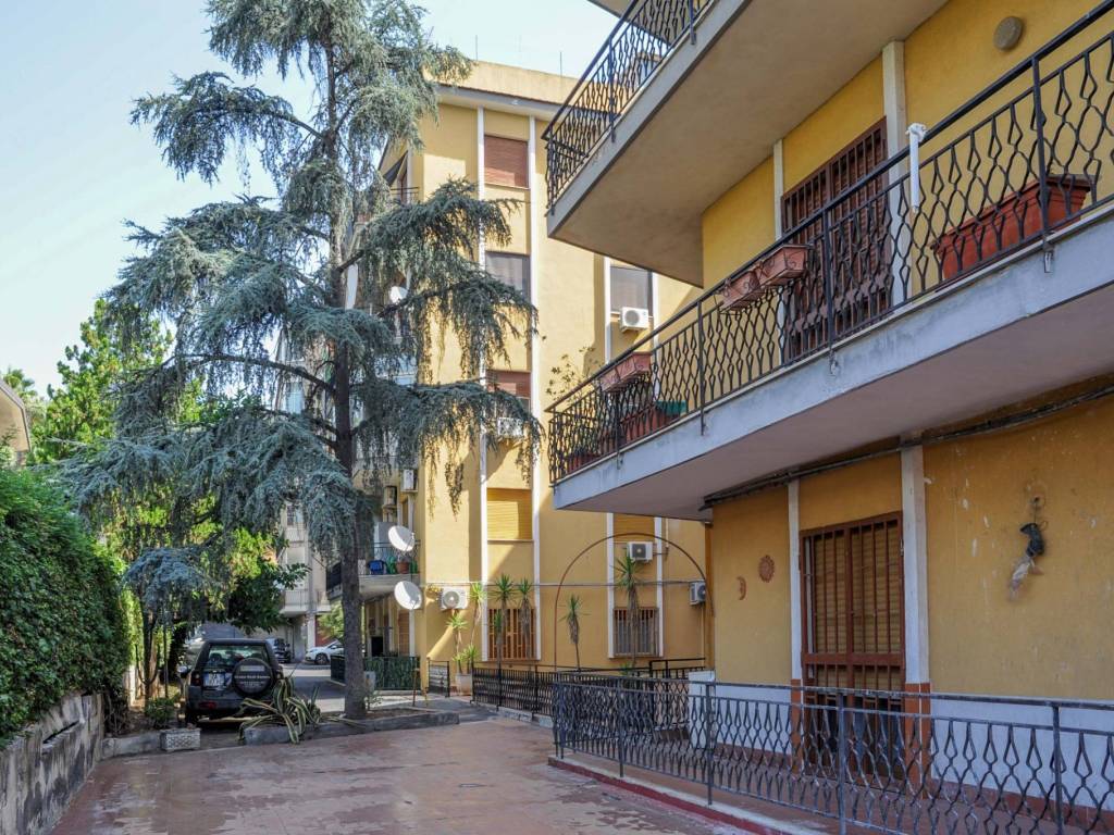 Appartamento a Gravina di catania in Via Fratelli Bandiera, 80 - Foto 3