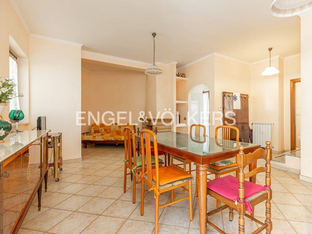 Villa a Monte porzio catone in Via Monte Compatri - Foto 2