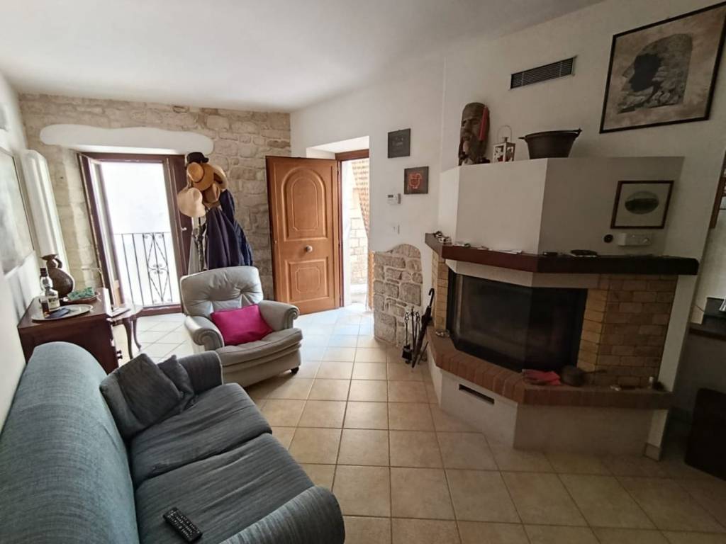 Casa indipendente a Pennapiedimonte in Salita della Piazzetta, 14 - Foto 3