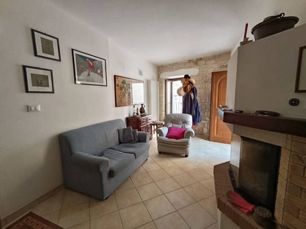 Casa indipendente a Pennapiedimonte in Salita della Piazzetta, 14 - Foto 5