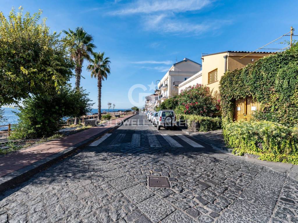 Appartamento a Acireale in via riesi, 65 - Foto 2