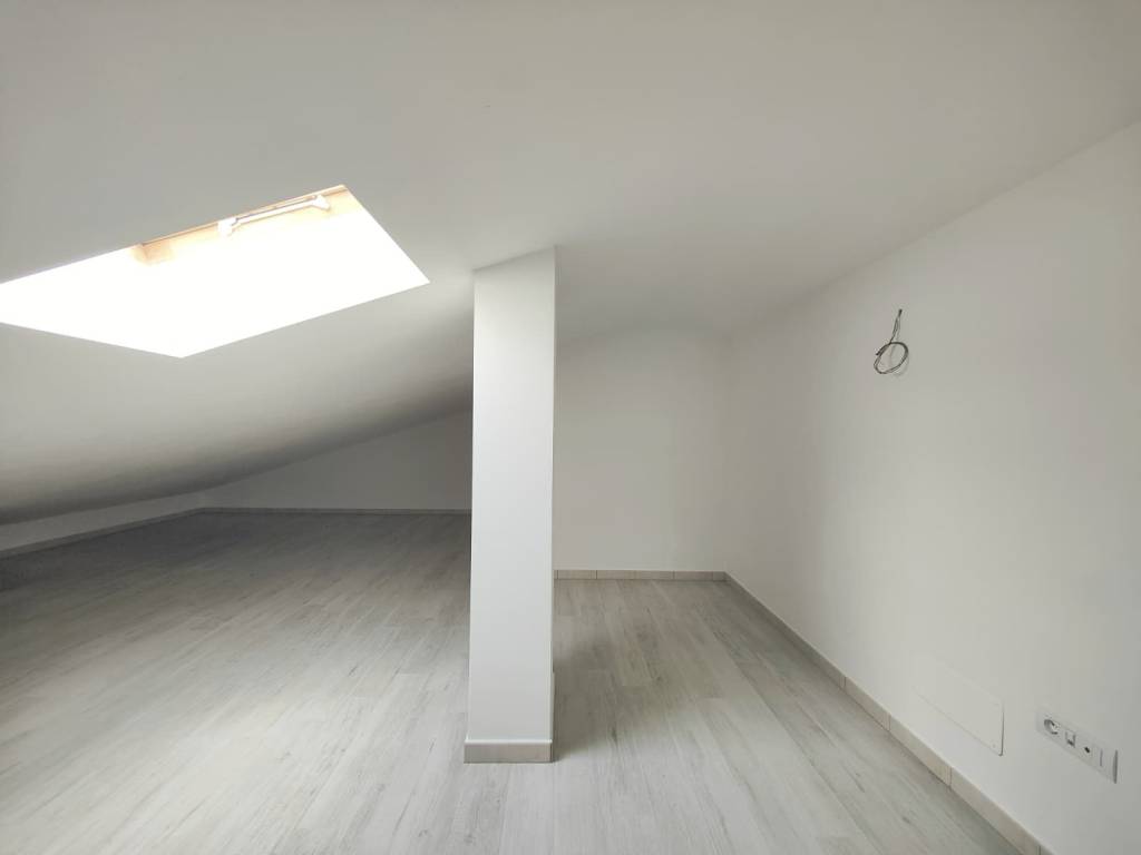 Appartamento a Campi bisenzio in Via Tabernacolo - Foto 5