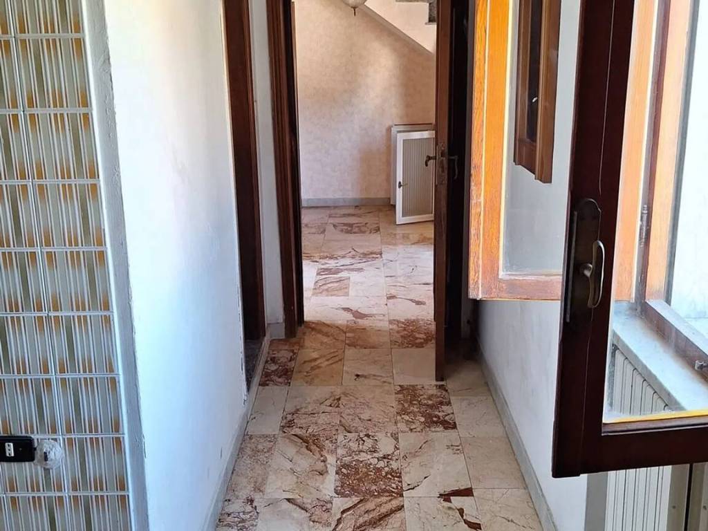Appartamento a Ginosa in Viale Pitagora, 12 - Foto 2