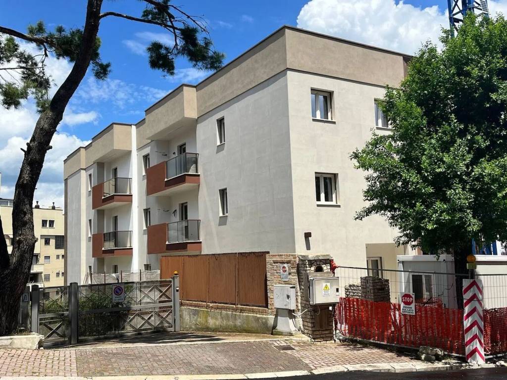 Appartamento a Matera in Via Rocco Lazazzera, 26 - Foto 2