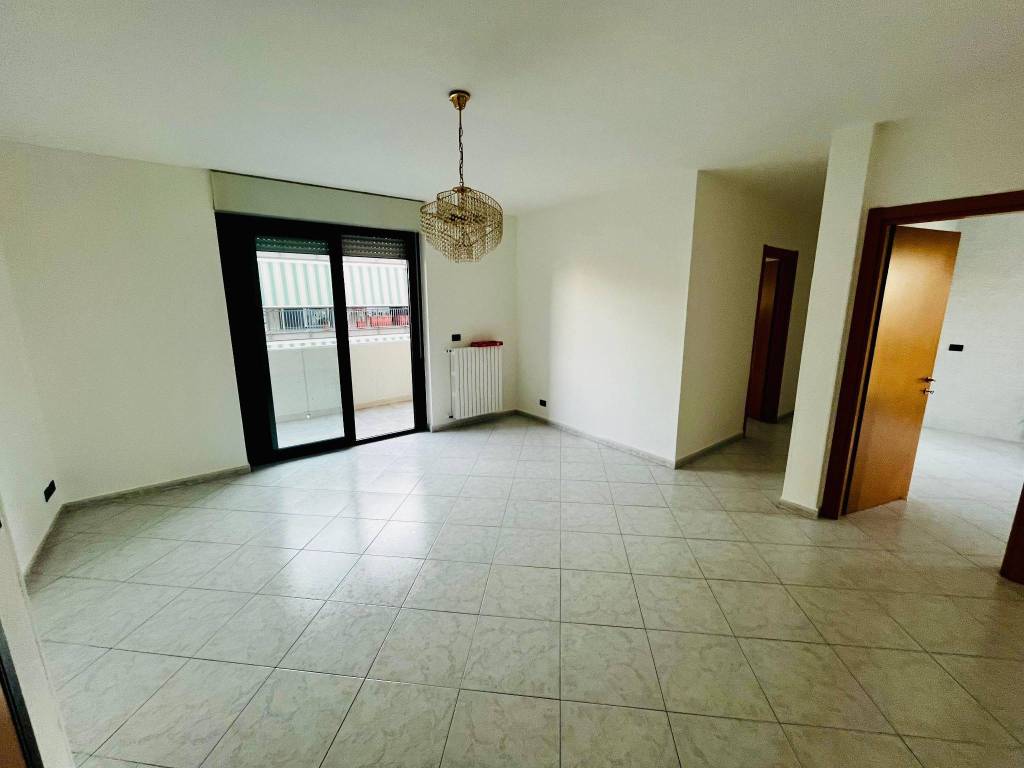 Appartamento a Capurso in Via Pezze del Conte - Foto 2