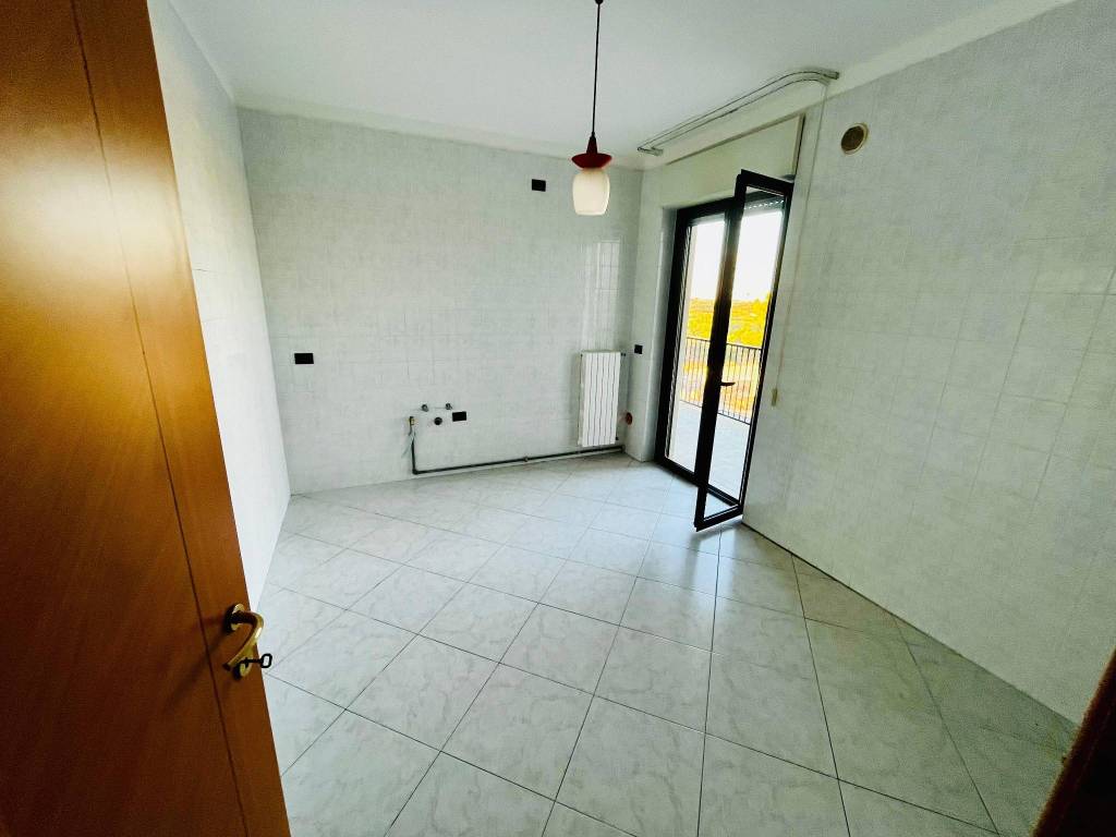 Appartamento a Capurso in Via Pezze del Conte - Foto 4