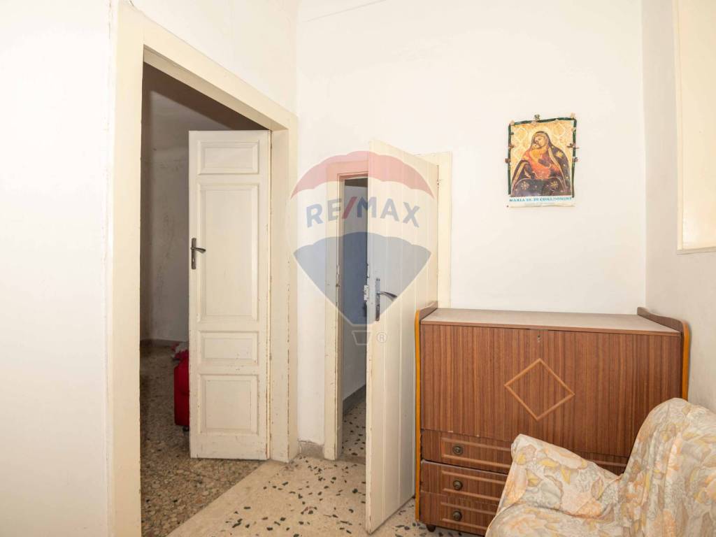 Casa indipendente a Caltagirone in Via Barletta - Foto 4