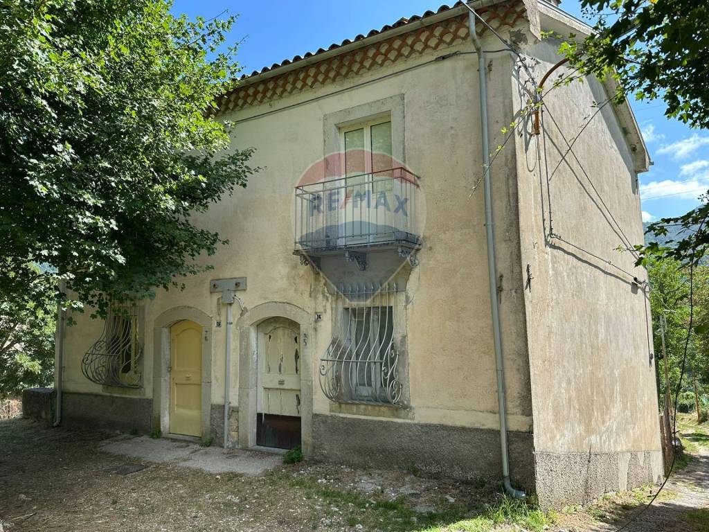 Casa indipendente a Pizzone in Via Nazionale, 103 - Foto 5