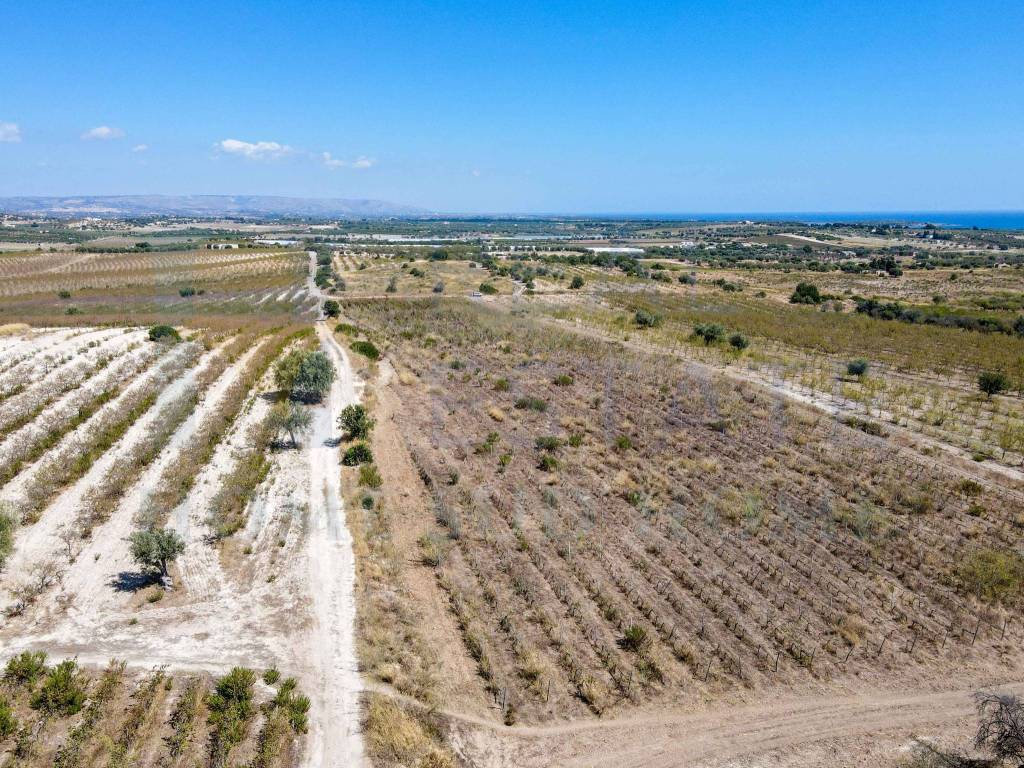 Terreno a Noto in Via Tommaso Fazello, 228 - Foto 3