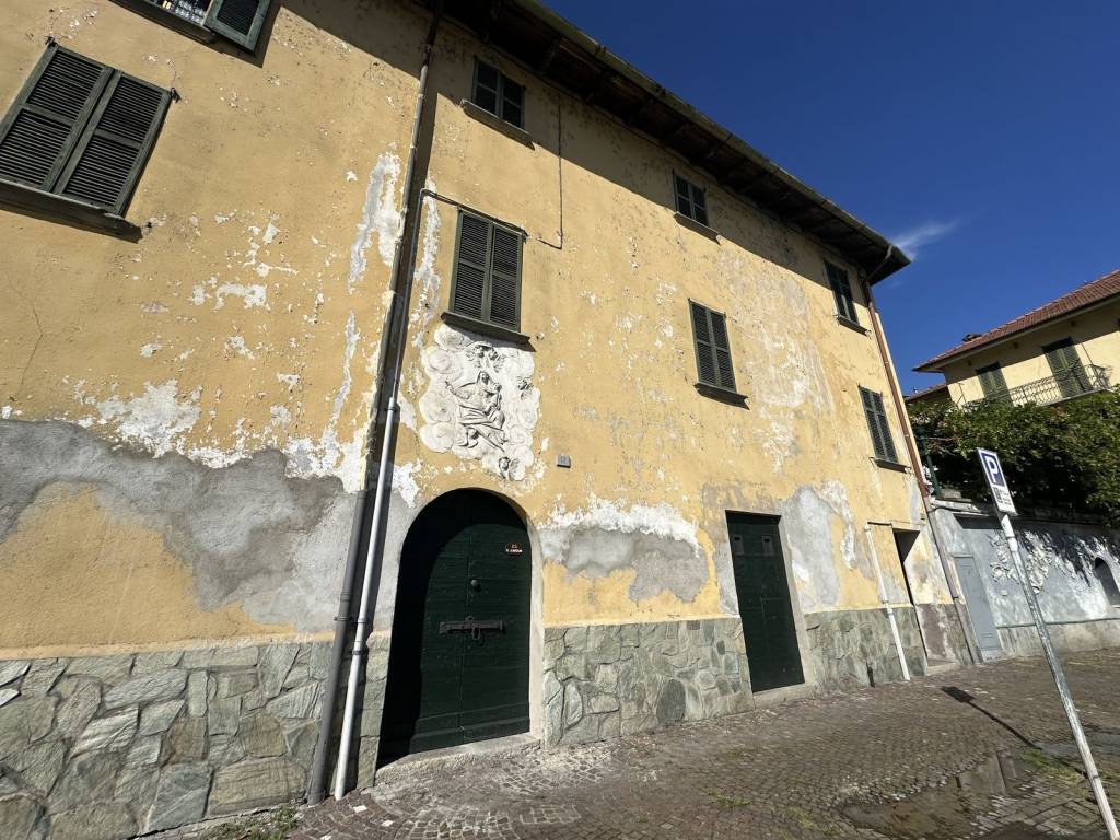 Rustico / casale a Dongo in Viale Camillo Benso di Cavour, 12 - Foto 4