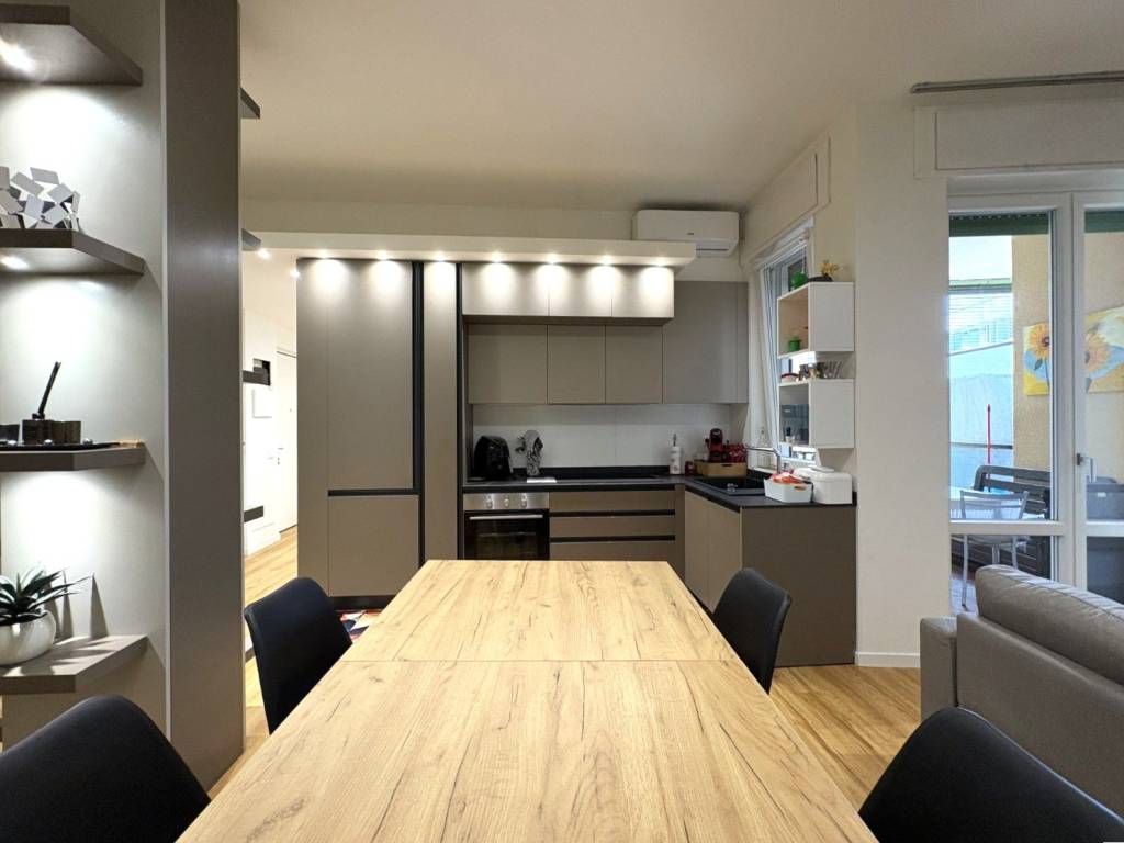 Appartamento a Verbania in Via Lorenzo Restellini - Foto 2
