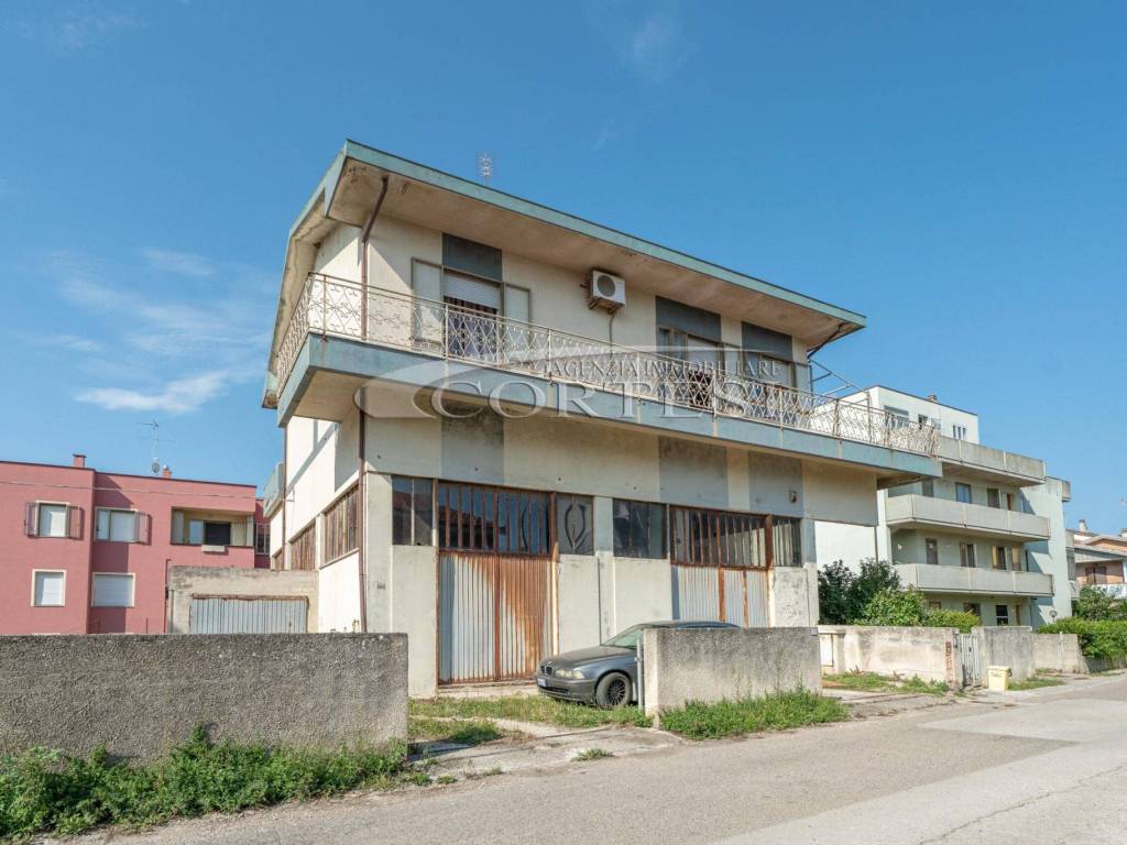 Appartamento a Mondolfo in Via Botticelli, 13 - Foto 2