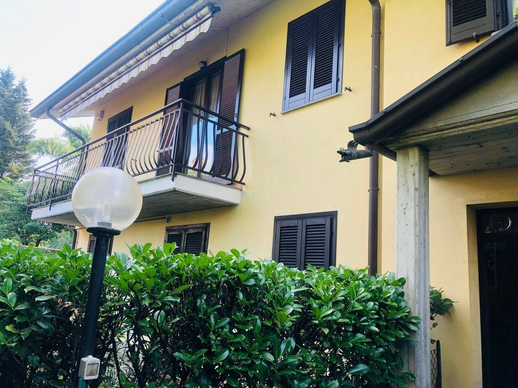 Appartamento a Casatenovo in Via Giorgio Carminati de' Brambilla - Foto 2