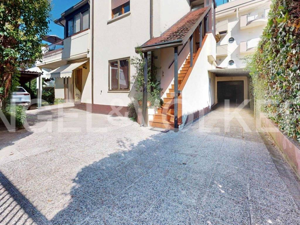 Villa a Riccione in Viale Francesco Baracca, 37 - Foto 4