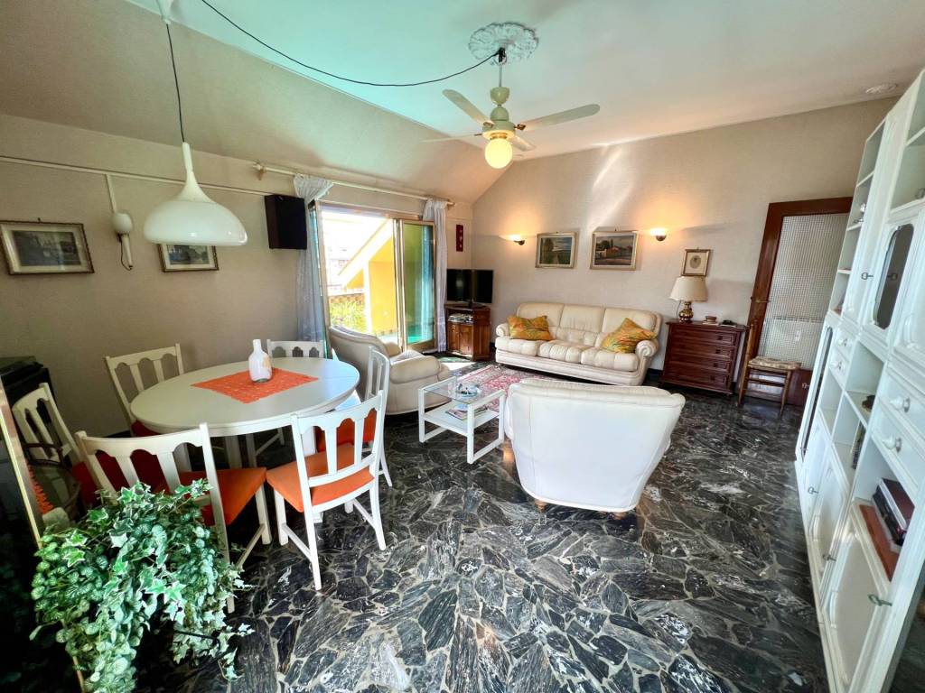 Attico / mansarda a Chiavari in Corso Vincenzo De Michiel, 89 - Foto 3