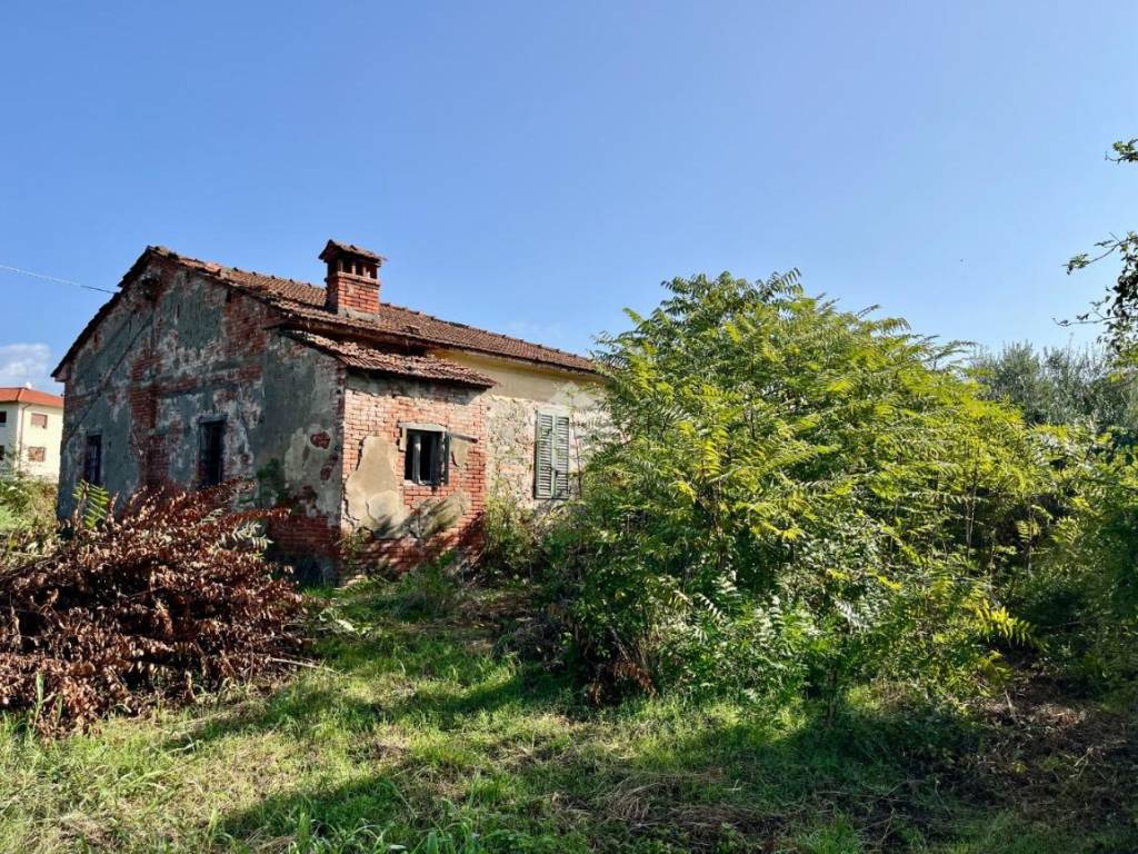 Rustico / casale a Pescia in Via Mentana - Foto 2