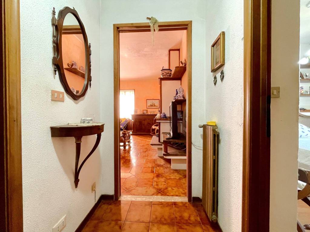 Appartamento a Tovo san giacomo in Via Neironi - Foto 4