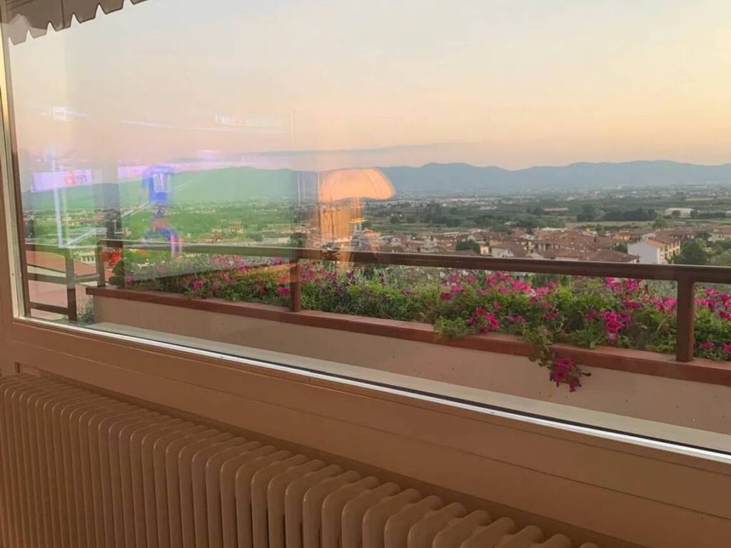 Villa a Montale in Via Ugo Foscolo No Number - Foto 3
