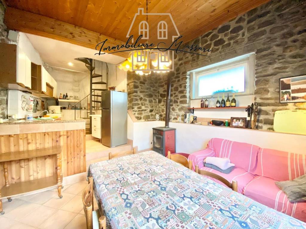 Appartamento a Rocchetta di vara in Via Canonica, 1 - Foto 2