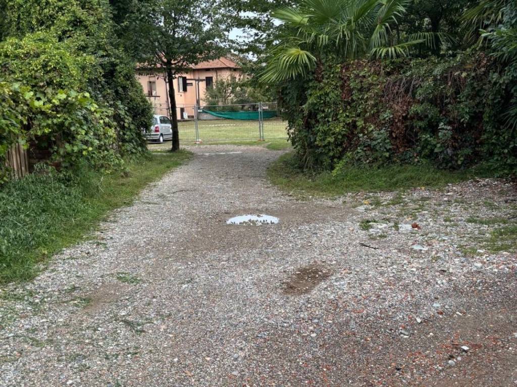 Terreno a Arcisate in Via Giuseppe Mazzini - Foto 3