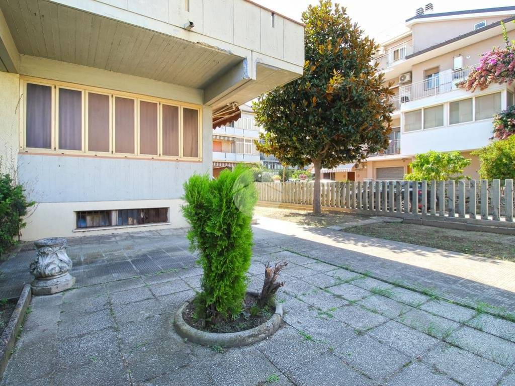 Appartamento a San benedetto del tronto in Via P. Gobetti, 9 - Foto 2