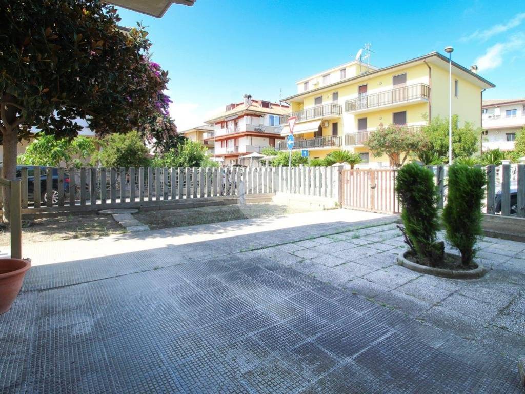 Appartamento a San benedetto del tronto in Via P. Gobetti, 9 - Foto 3