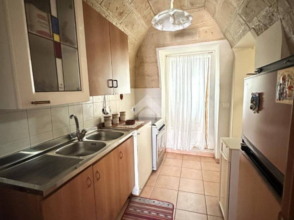 Casa indipendente a Canosa di puglia in Piazza Tarpea, 29 - Foto 3