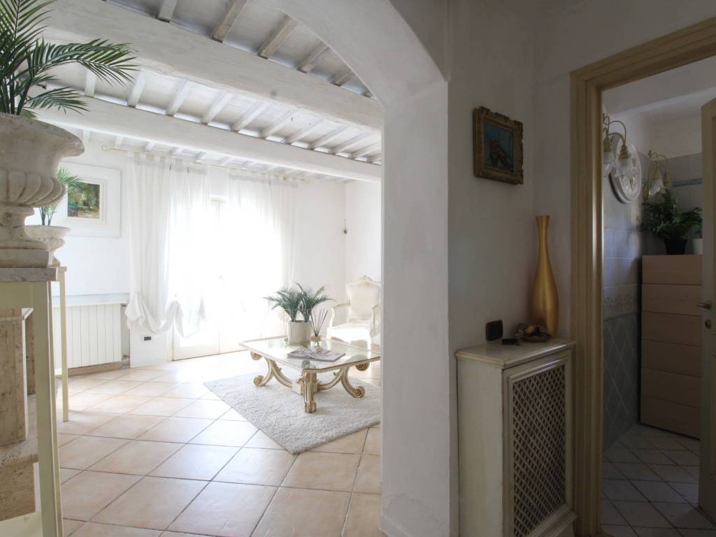 Casa indipendente a Fucecchio in Via Fratelli Cairoli - Foto 4