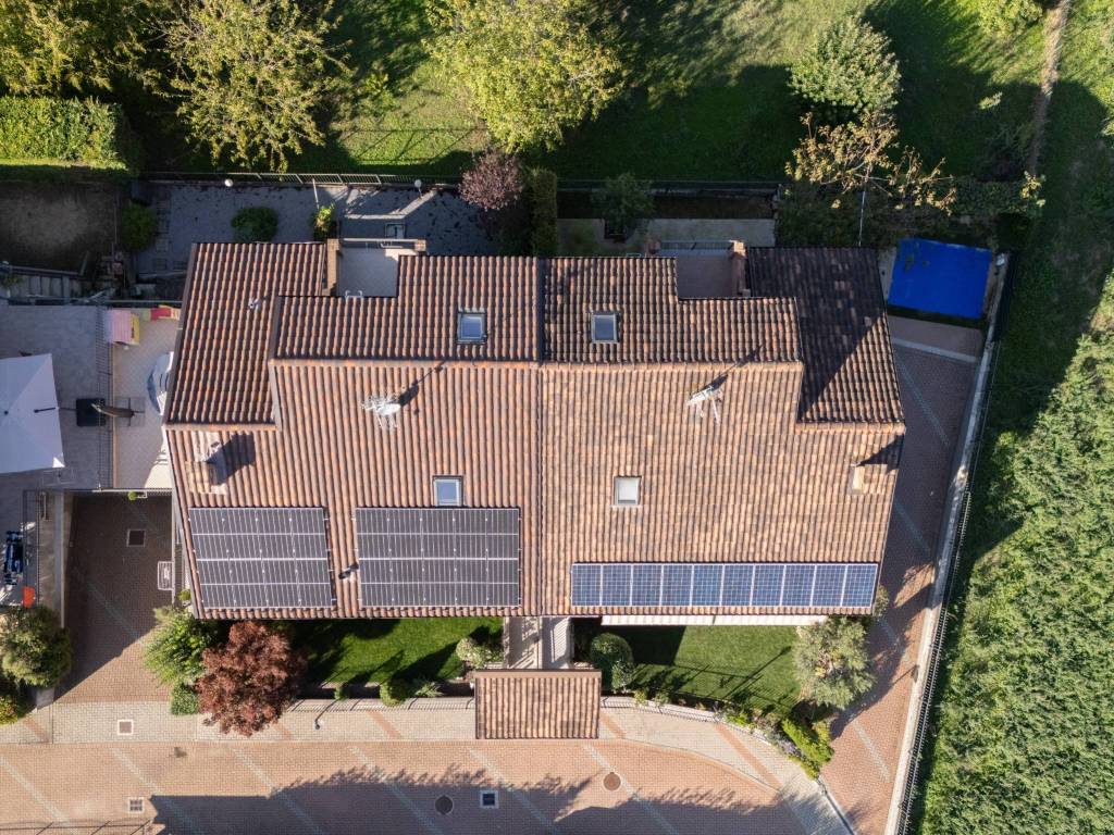 Villa a Castagnito in Via 4 Novembre - Foto 4