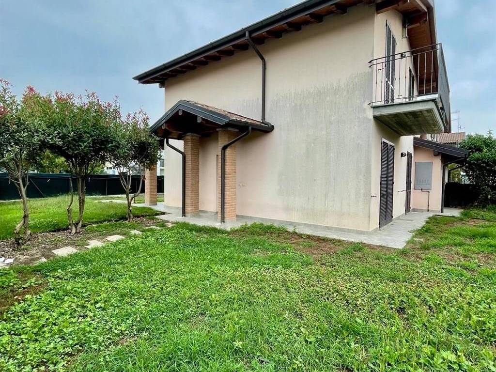Villa a Vergiate in Via Varese - Foto 2