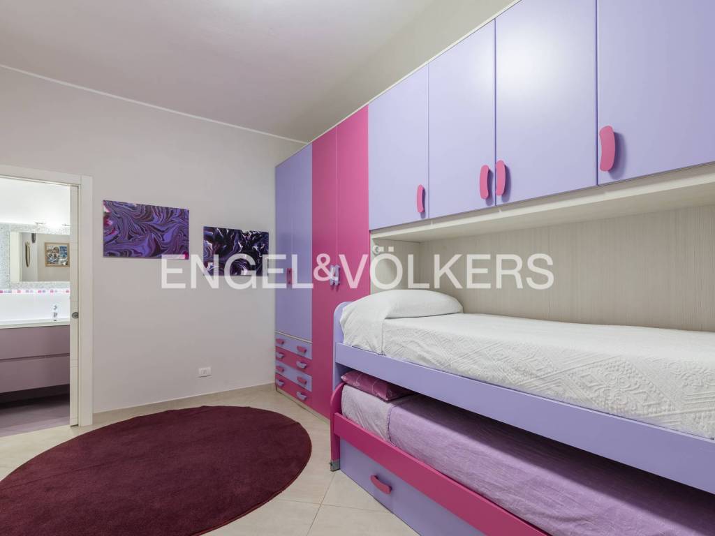Appartamento a Finale ligure in Via Guglielmina d'Olanda - Foto 5