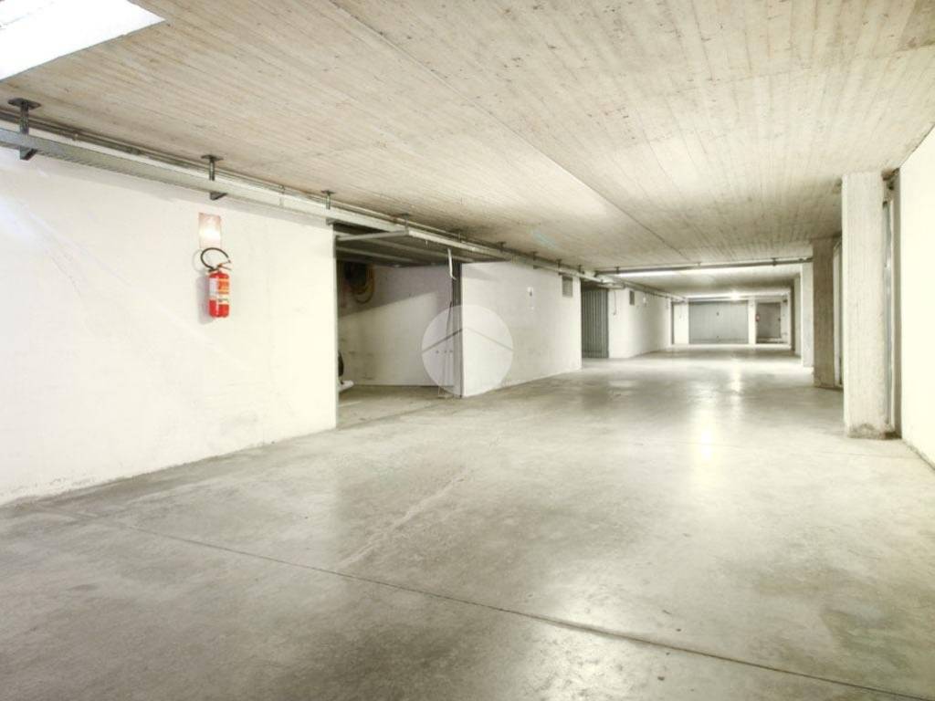 Box / garage a San benedetto del tronto in Largo Danubio, 11 - Foto 4
