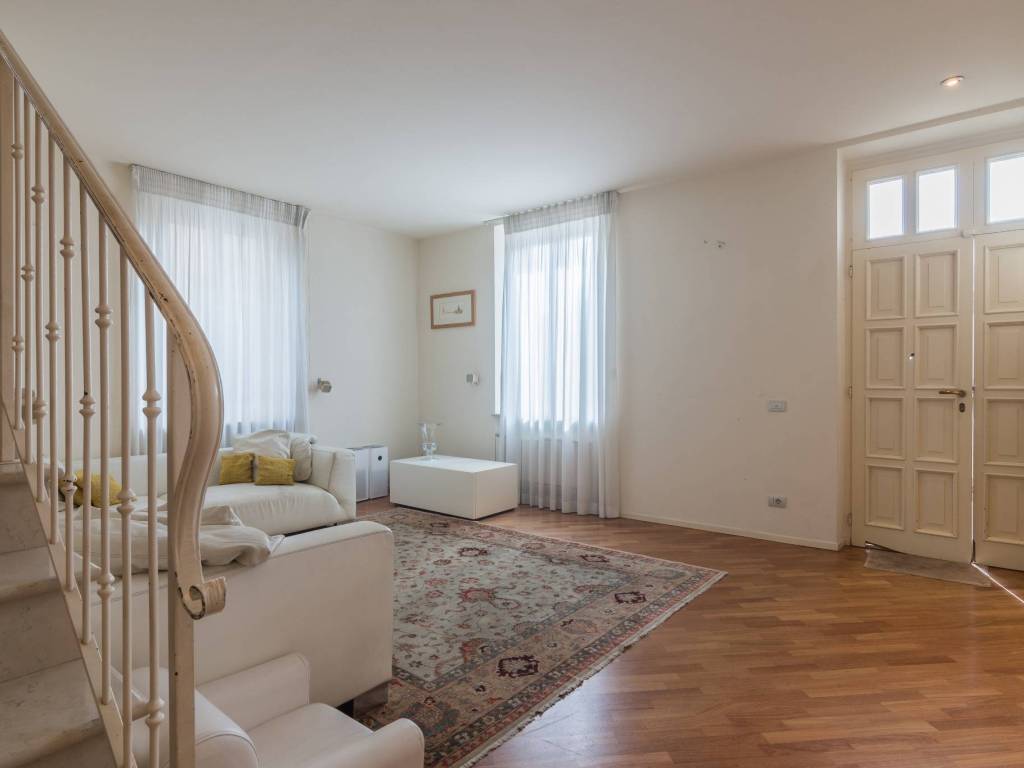 Casa indipendente a Pesaro in Viale Fiume, 51 - Foto 2