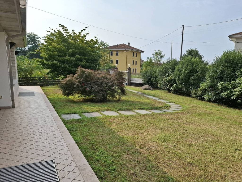 Villa a Gozzano - Foto 3