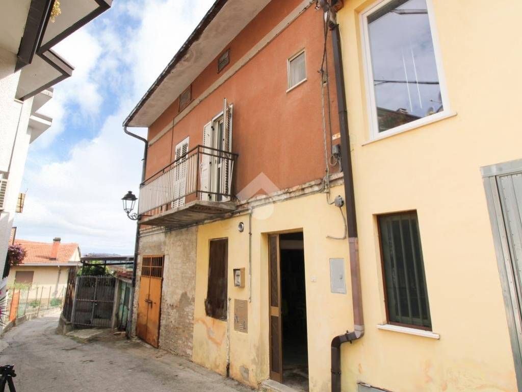 Casa indipendente a Ortona in Via dei Fiori, 8 - Foto 2
