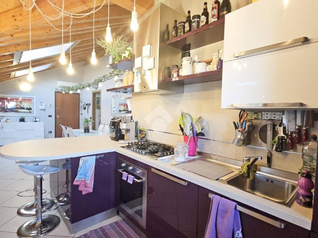 Appartamento a Induno olona in Via Trieste, 17 - Foto 4