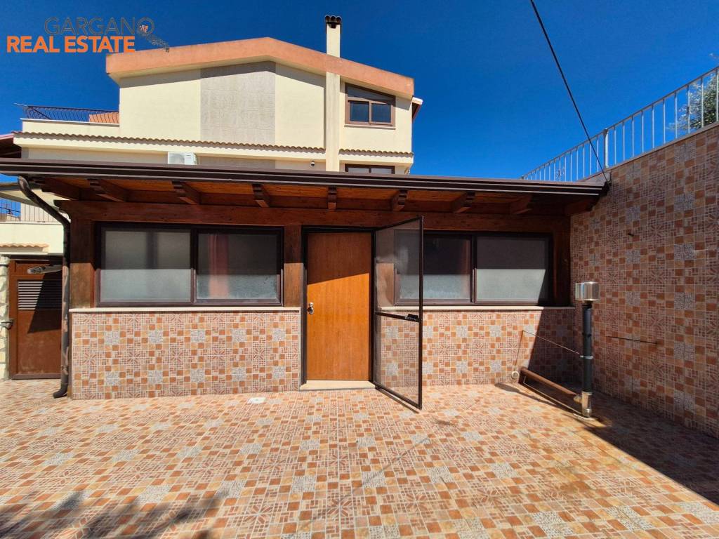 Appartamento a Vieste in Strada Vicinale Costa Martino - Foto 2