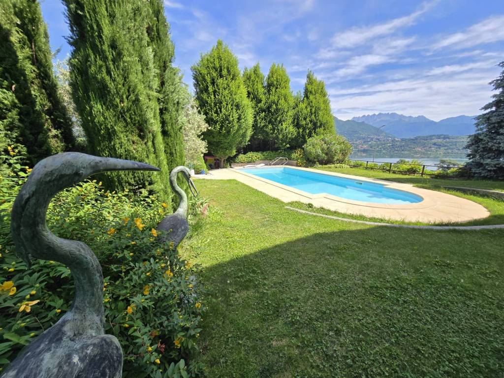 Villa a Annone di brianza in VIA CASTELLO, 25 - Foto 3