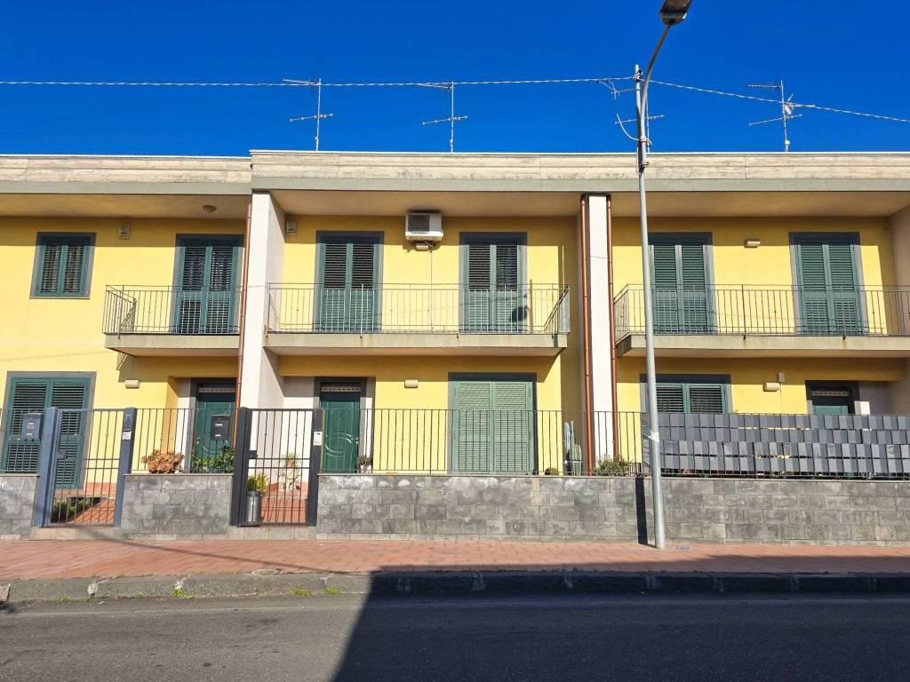 Villetta a schiera a Acireale in Via Provinciale per Riposto - Foto 3