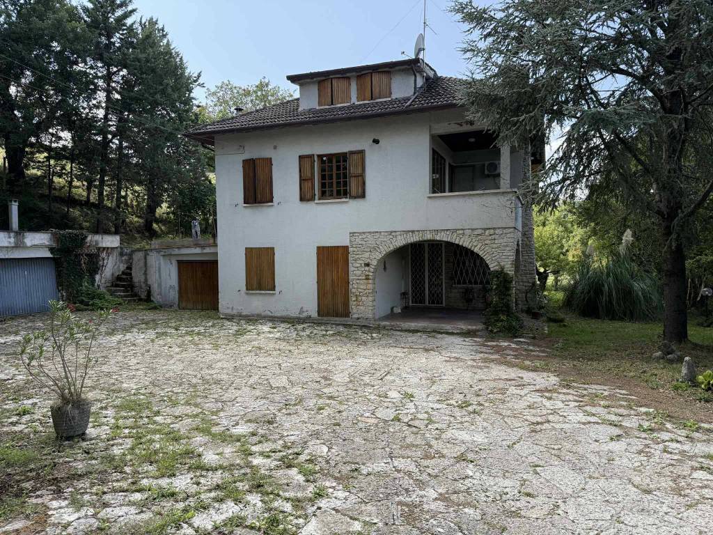 Villa a Fabriano in Via 13 Martiri di Kindu - Foto 2