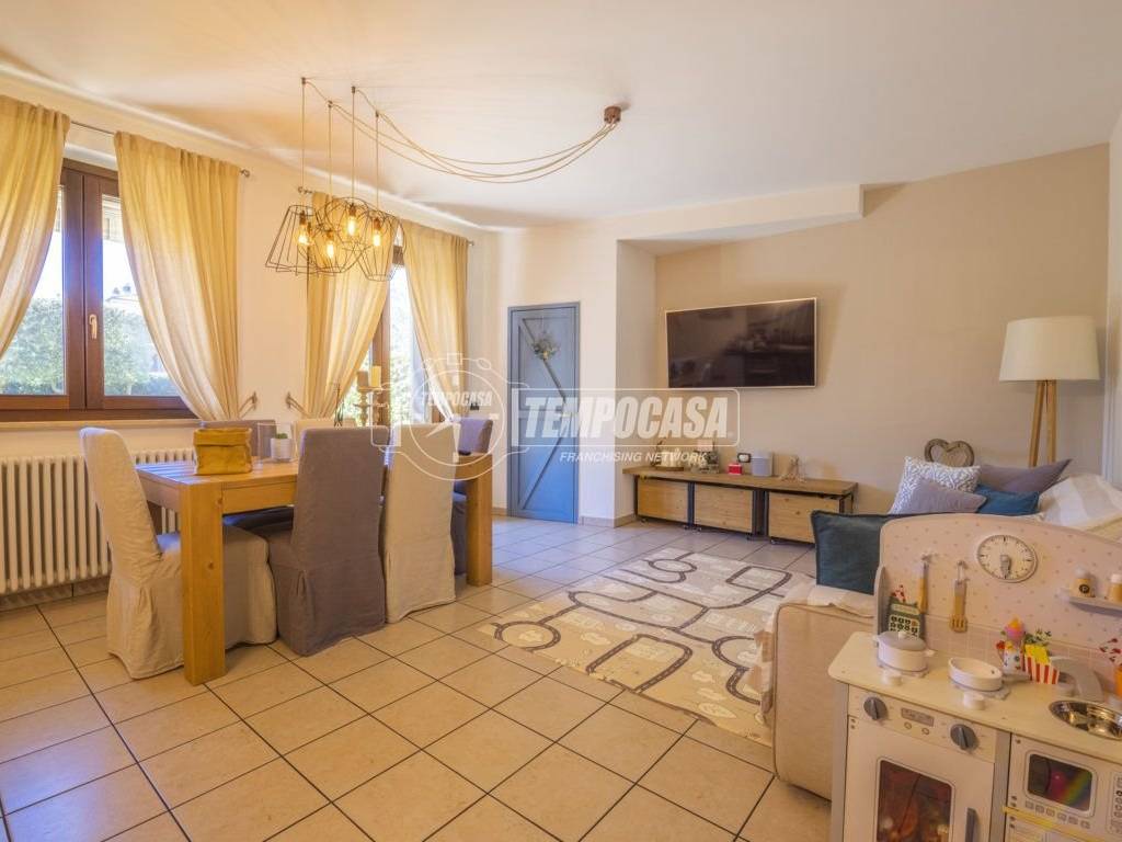 Appartamento a Montecosaro in Via F.lli Cervi 75 - Foto 4