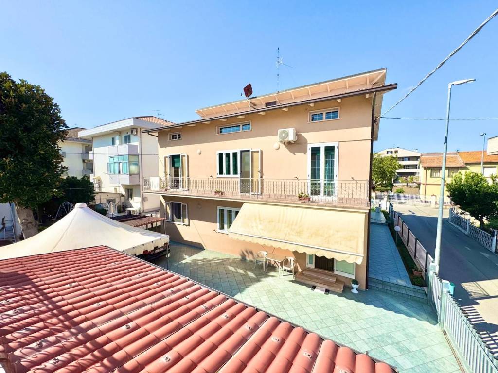 Villa a Alba adriatica in Via delle Rose, 2 - Foto 5