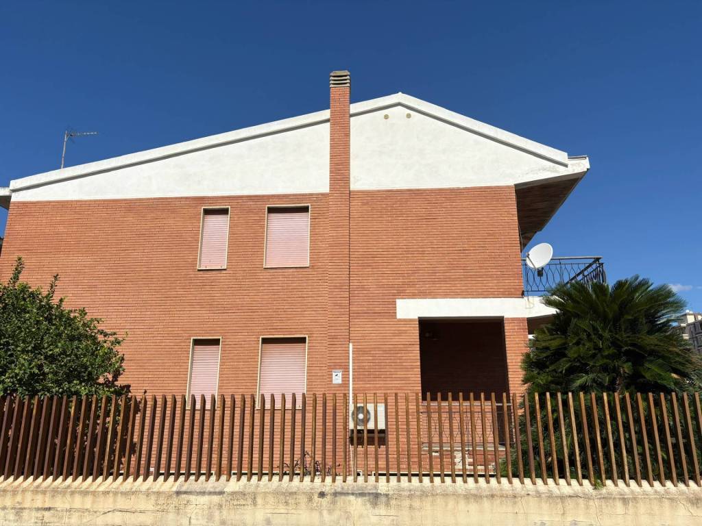 Villa a Cagliari in Via Galvani - Foto 2
