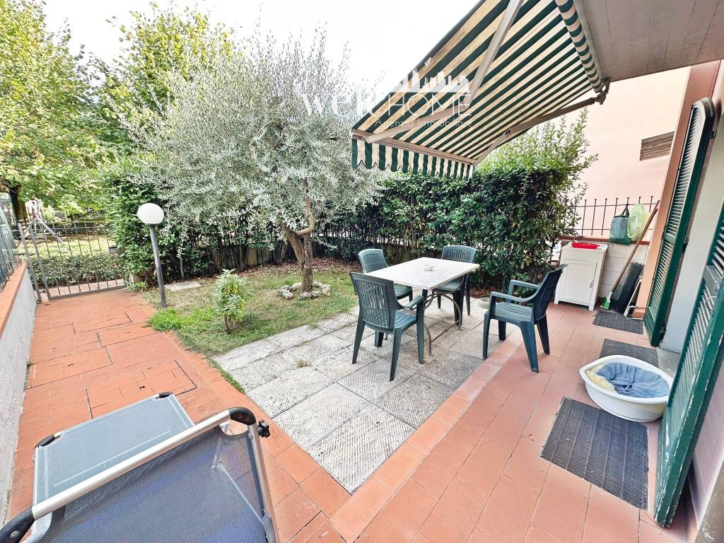 Villetta a schiera a Campi bisenzio in Via dei Glicini - Foto 2