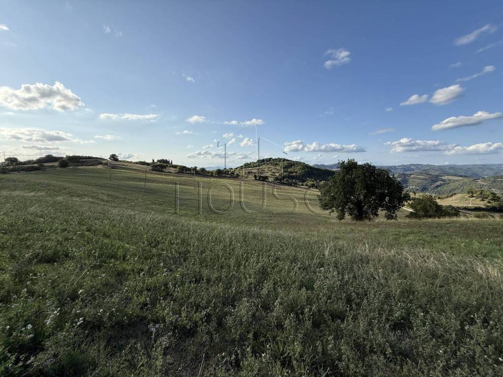 Appartamento a Gubbio in Strada Provinciale 206 di Monte Lovesco - Foto 2